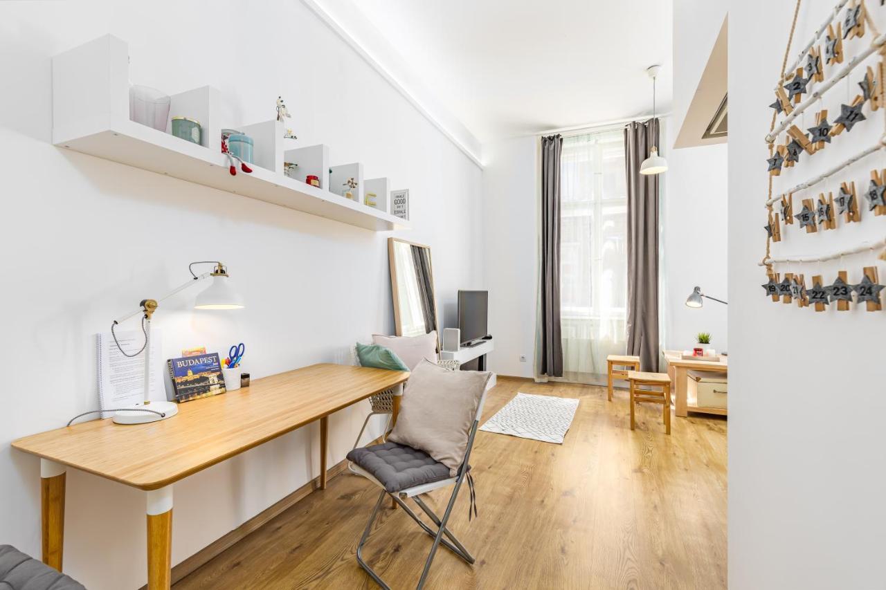 בודפשט Paco&Orsi'S Homey Cosy Apartment In The City Center מראה חיצוני תמונה