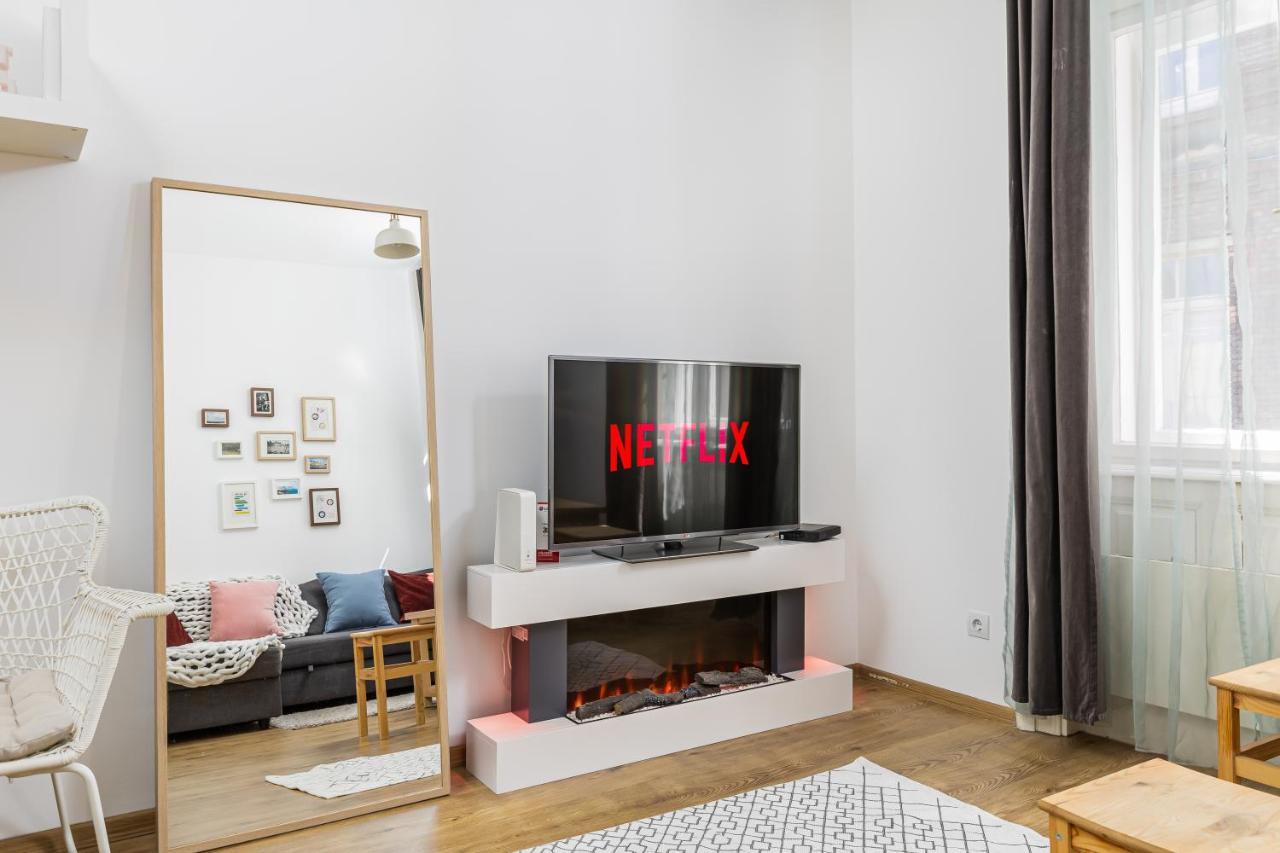 בודפשט Paco&Orsi'S Homey Cosy Apartment In The City Center מראה חיצוני תמונה